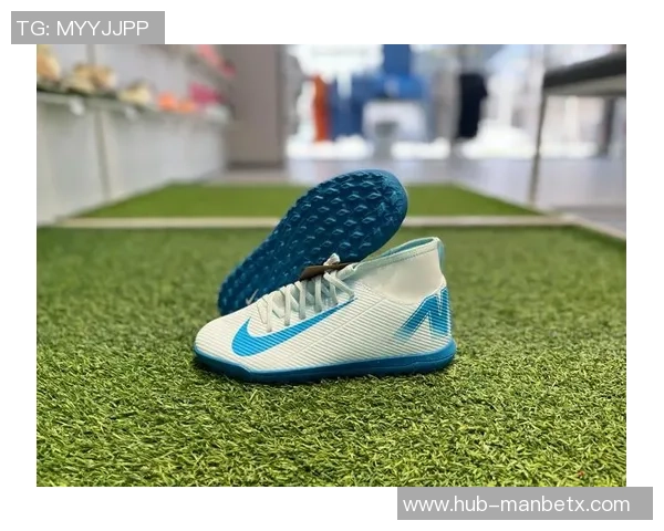 适合10岁儿童的足球鞋推荐与选购指南让孩子在球场上尽情驰骋